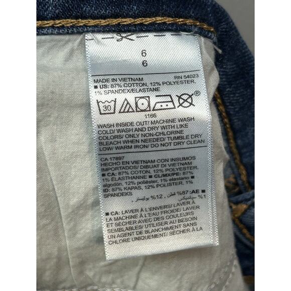 Old Navy Denim Shorts Womens 6 Blue Distressed Frayed Hem Jean Stretch Summer - Picture 4 of 6